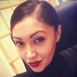 Lisa Banks Photo 8