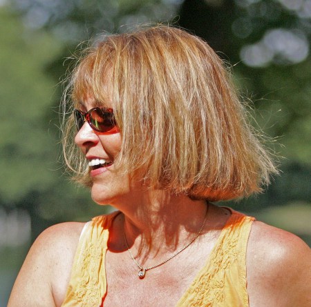 Cheryl Burton Photo 21