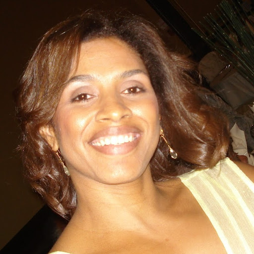 Danielle Harrington Photo 35