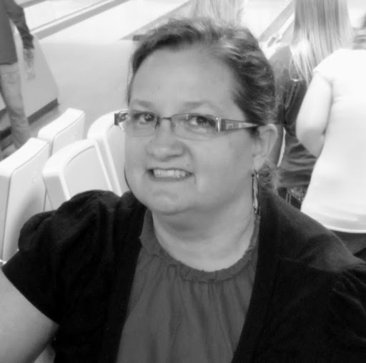 Michelle Mercer Photo 18