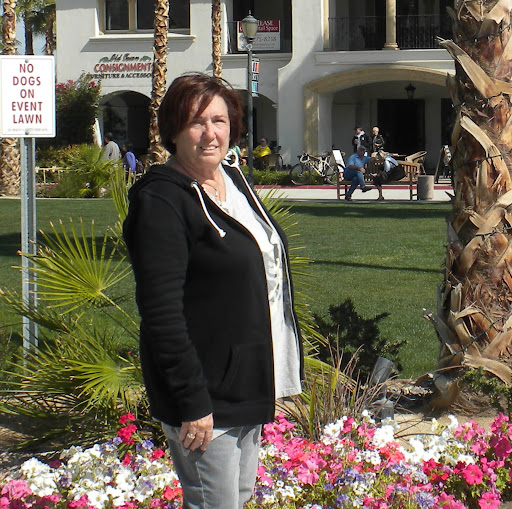 Gail Katz Photo 37