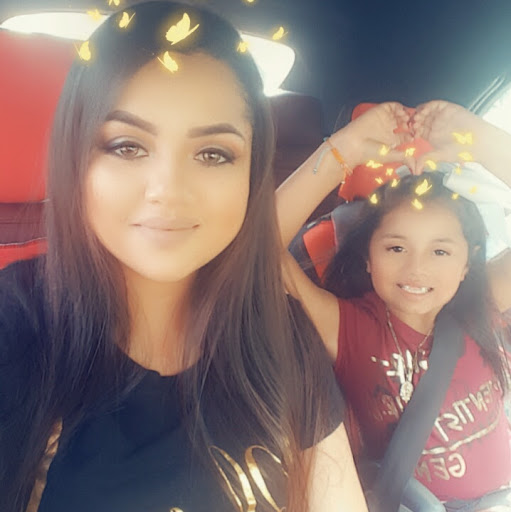 Stephanie Villarreal Photo 17