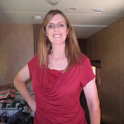Amy Bond Photo 27