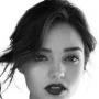 Ana Strong Photo 4
