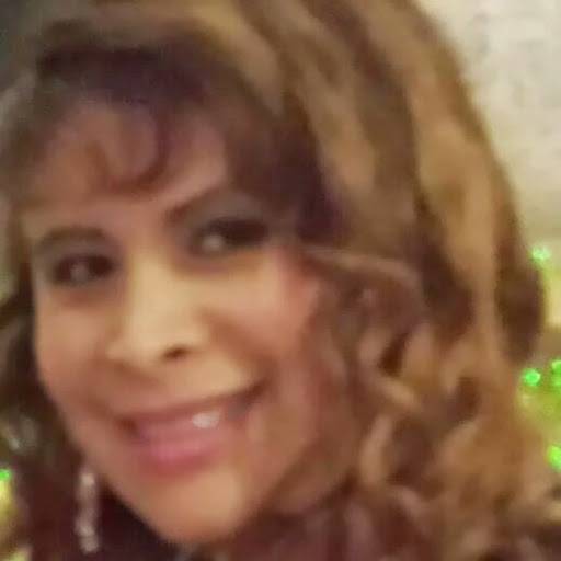 Sandy Molina Photo 20