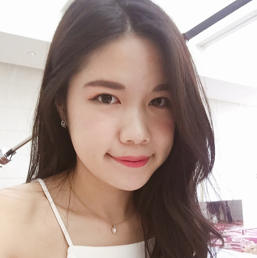 Lena Wang Photo 14