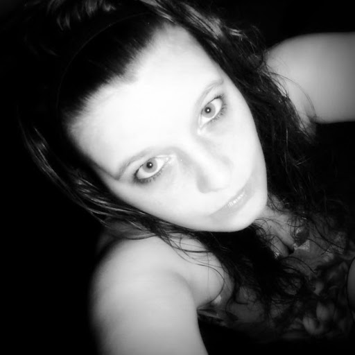 Stacie Davis Photo 16