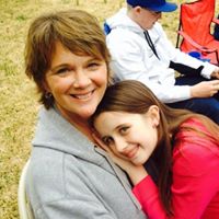 Sara Haney Photo 14