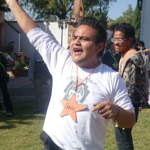 Victor Morales Photo 20