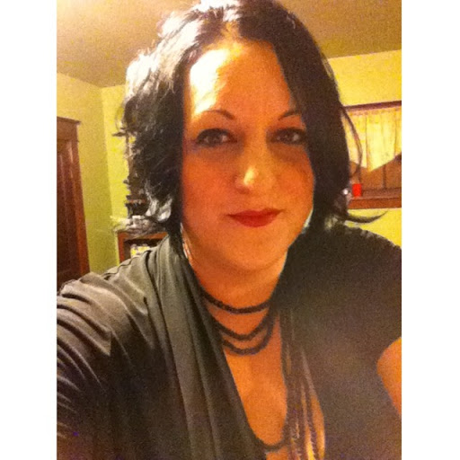 Elizabeth Locke Photo 19