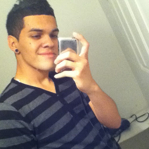 Luis Ainza Photo 2