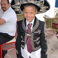Juan Llamas Photo 7