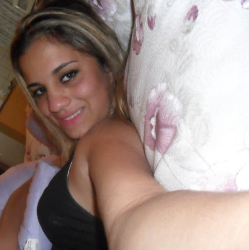 Deborah Mello Photo 26