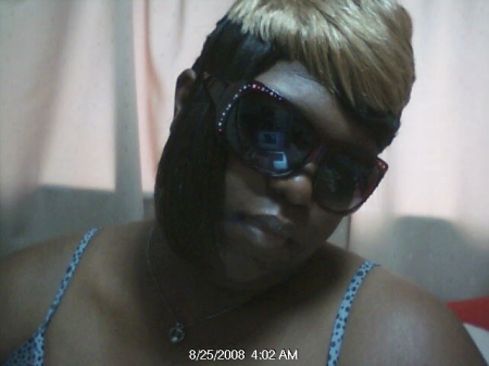 Kimberly Hughes Photo 12