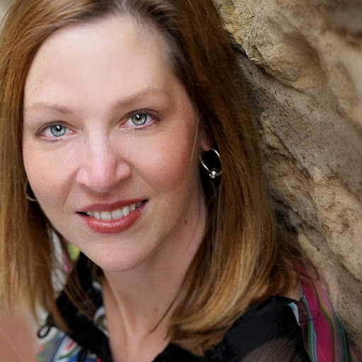 Julie Swift Photo 7