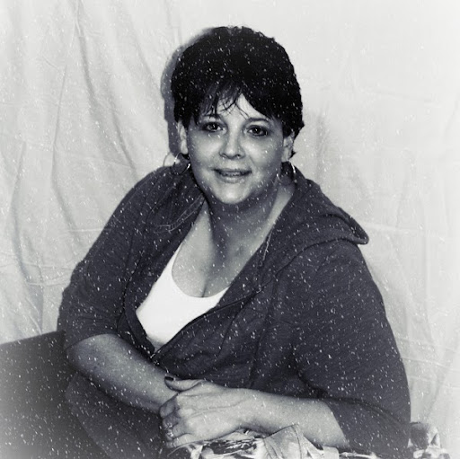 Teresa Mclaughlin Photo 22