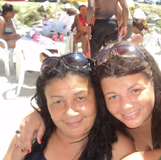 Adriana Molina Photo 15