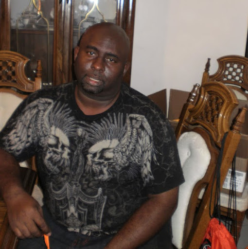 Michael Bobb Photo 34