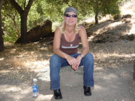 Debbie Bennett Photo 32