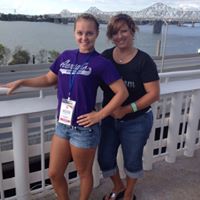 Stephanie Starkey Photo 17