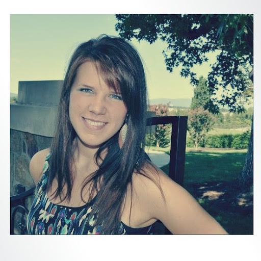 Katelyn Cole Photo 6