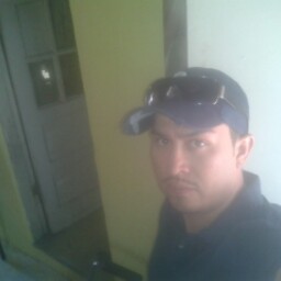 Daniel Cisneros Photo 34