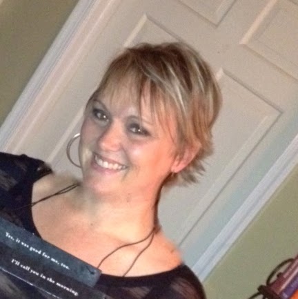 Kelly Tuttle Photo 19