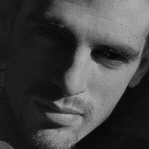 Michael Anthony Photo 22