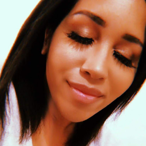 Angela Malone Photo 19