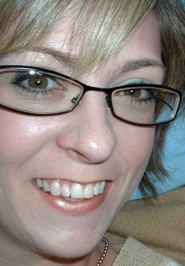 Suzanne Robinson Photo 33