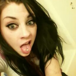 Aimee Nichols Photo 11