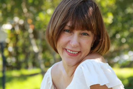 Gina Sutton Photo 26