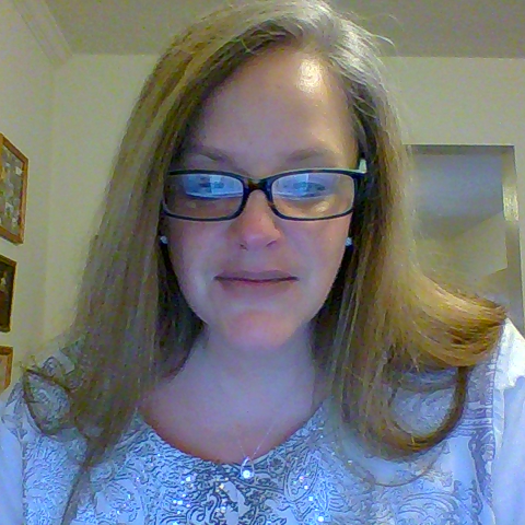 Amy Thomasson Photo 6