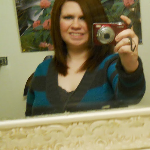 Amy Halverson Photo 18