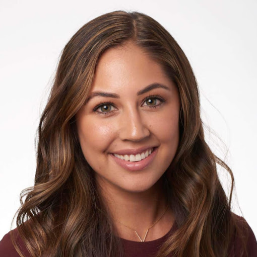 Desiree Flores Photo 33