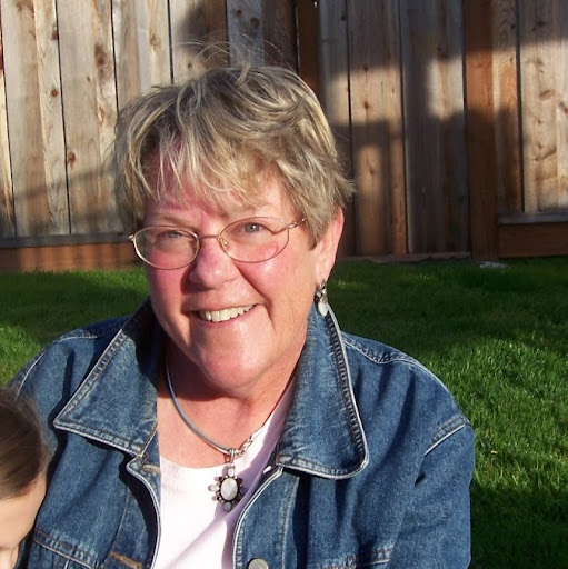 Ellen Anderson Photo 26