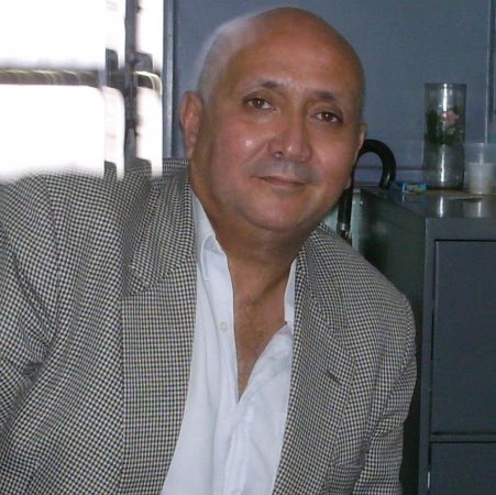 Cesar Rojas Photo 14
