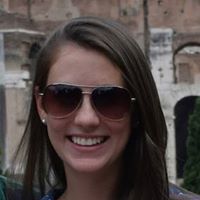 Julia Lombardo Photo 6