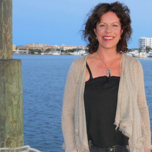 Anne O'Malley Photo 10