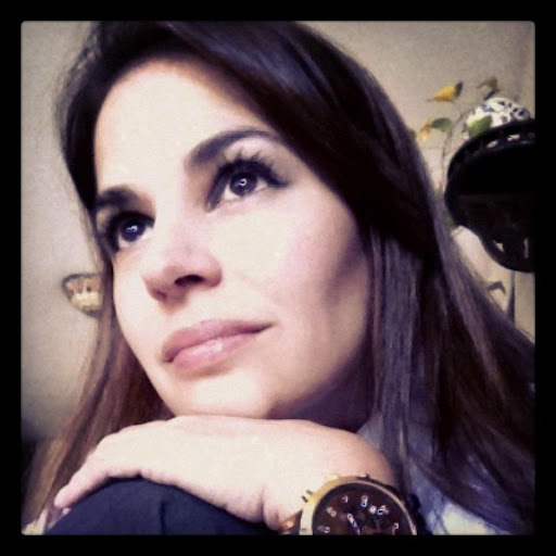 Laura Rodriguez Photo 61