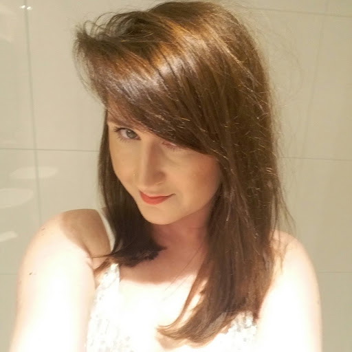 Amy Griggs Photo 24