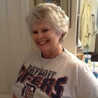 Deborah Hampton Photo 15