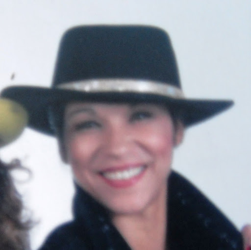 Stacey Nichols Photo 29