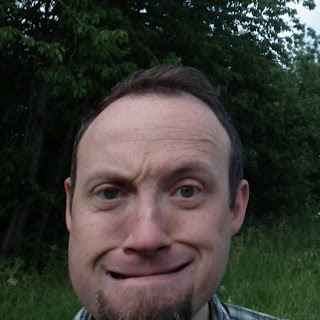 Paul Metcalfe Photo 34