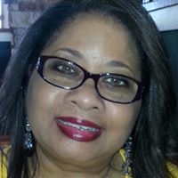 Renee Allen Photo 20