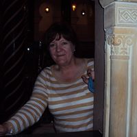 Christine Owen Photo 39