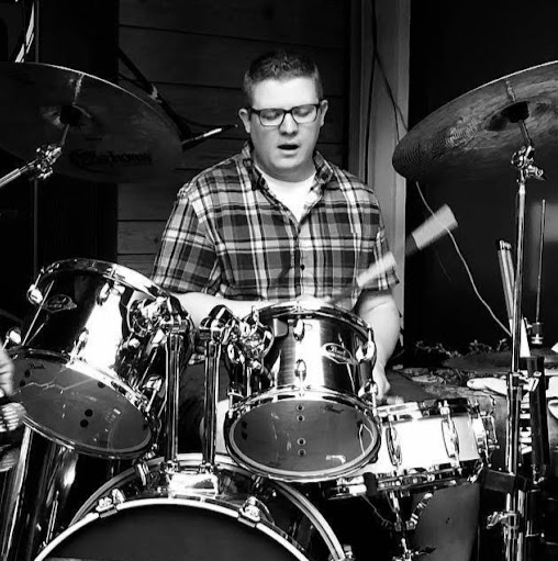 Jeremy Quinn Photo 12
