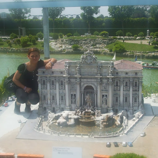 Claudia Cassone Photo 6