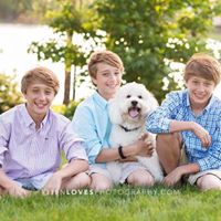 Julia Comeaux Photo 4