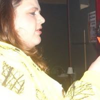 Stephanie Short Photo 13